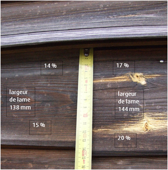 lames de bardage non alignées : joint décalé ; rétention d'eau différente et conséquence grave sur les autres rangées de lames