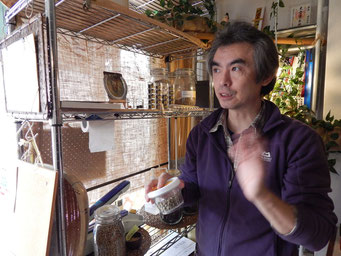 珈琲豆焙煎専門店 アラジンの魔法の焙煎 焙煎士の早川さん せりぎんタウン