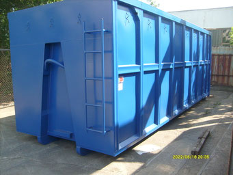 Abrollcontainer mit Spanten
