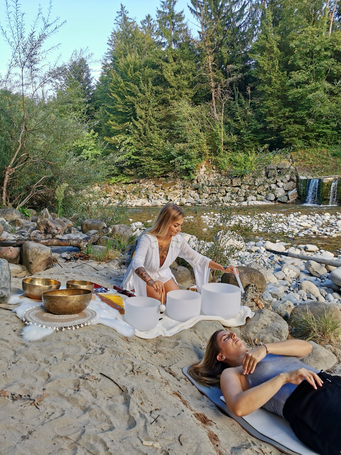 Sound Healing in der Natur, Klangbad, Klangmeditation in der Natur, Tiefenentspannung