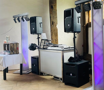 DJ Detmold Weisses Ross