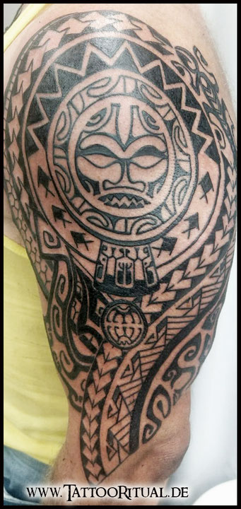 Maori Tattoo mit Maske, Tattoo Rostock, TattooRitual, Tattoostudio Rostock