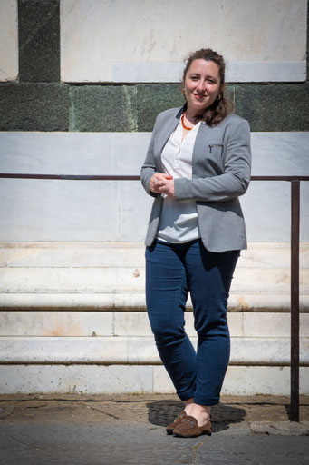 signora che sorride
