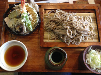 村営 蕎麦屋 福寿園で天麩羅もりそば