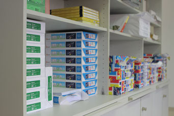 Wie drucken wahlweise auf Papier bis Karton bis zu 350 Gr./qm