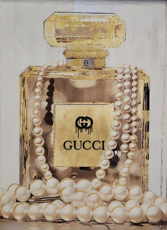 "Gucci", Glasbild mit Strass, gerahmt,  95x 125 cm, 479,-€