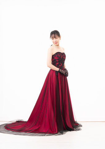 赤ドレス2L3L　ブラック　パニエ無　モデル身長163cm