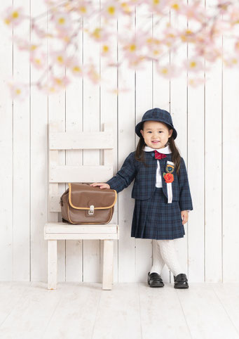 入園式　制服　桜
