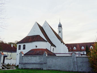 Außenansicht der ehem. Klosterkirche