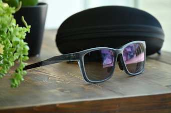 【ヨーロッパをバイクで駆け抜ける為の偏光サングラス】フレーム：OAKLEY PARACORD　レンズ：TALEX TRUEVIEW  HM Cort