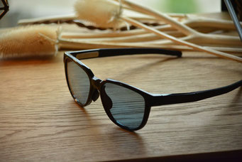 フレーム：OAKLEY　ACTUATOR　 レンズ：TALEX EASE BLUE