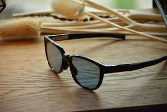 フレーム：OAKLEY　ACTUATOR　 レンズ：TALEX EASE BLUE