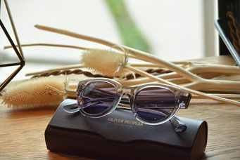 フレーム：OLIVER PEOPLES OV5434D　 レンズ：TALEX　AIRY PURPLE　