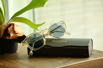 【60代男性が車の運転、旅行でかける偏光サングラス】フレーム：OLIVER PEOPLES OV5580SU　レンズ：TALEX EASE BLUE HM Single Cort
