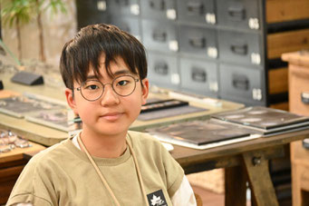 【キッズメガネ。イメージチェンジでLINDBERG】フレーム：LINDBERG JOHN　レンズ：Ito Lens ACROLITE1.60 TRN Cort