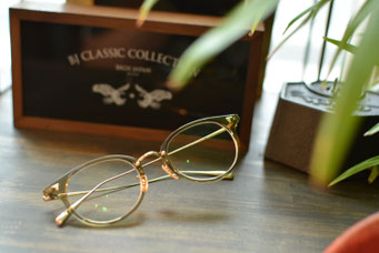 フレーム：BJ CLASSIC COLLECTION COM-510N NT   レンズ：HOYA 1.60薄型非球面レンズ 