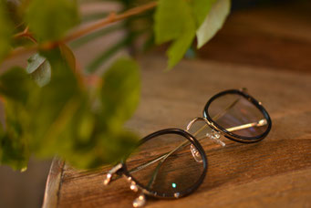 NEW. ROY C-Black  税抜12,000円 　レンズ：Ito Lens 1.60薄型非球面レンズ LCDカラー　税抜13,000円　仕上り価格 税抜25,000円