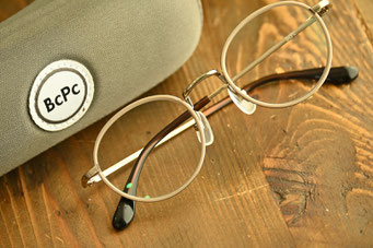 【お洒落可愛い。弱視治療用メガネ】フレーム：BCPC Kids BK-017SR　レンズ：Ito Lens ACROLITE1.60 TRN Cort　