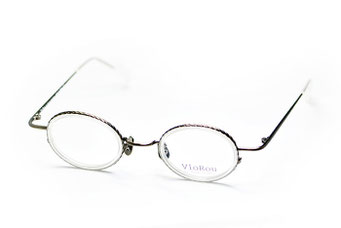VioRou Takeo　col.7305 Opalwhite-Retro silver　38,000円（税抜）
