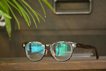 フレーム：BJ CLASSIC COLLECTION P-557MP  レンズ：Ito Lens 1.67薄型非球面カラーレンズ