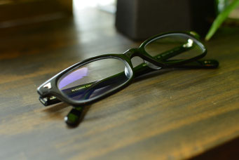 フレーム：BJ CLASSIC COLLECTION P-511  レンズ：Ito Lens 1.60薄型内面非球面レンズ 