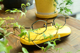 【おしゃれ老眼鏡】　フレーム：VioRou Masaaki-2　 レンズ：Ito Lens ACROLITE1.60
