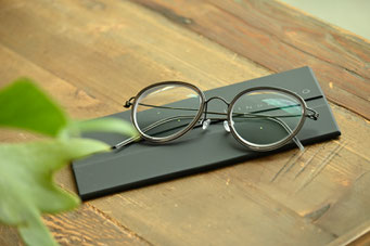 【LINDBERGのジュニアフレーム】フレーム：LINDBERG JOHN　レンズ：Ito Lens ACROLITE1.74 TRN Cort　