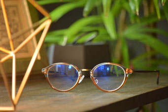 NEW. KESEYⅡ C-5  税抜12,000円 　レンズ：HOYA 1.60薄型非球面ブルーライトカットレンズ  税抜10,000円→サービス価格5,000円　仕上り価格 税抜17,000円
