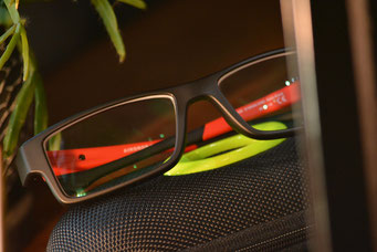 フレーム：OAKLEY AIRDROP XS  レンズ：HOYA 1,67薄型非球面レンズ