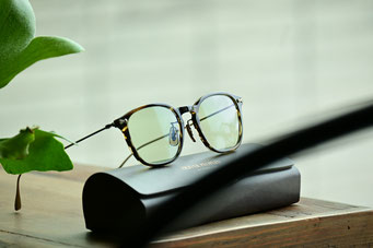 OLIVERPEOPLES - 福岡県飯塚市と田川市のサングラス、メガネのアイウェアショップ。清眼堂（SEIGANDO MEGANE WORKS）