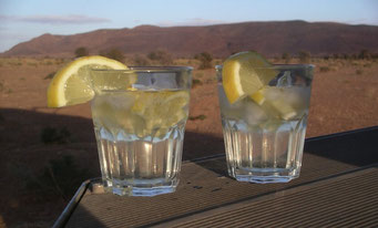 MARTINI-TIME IN THE DESSERT - NACHTLAGER IM HINTERLAND VON TAOUZ