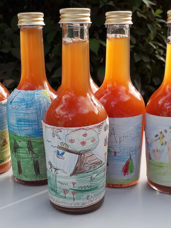 Apfelfest - unser Apfelsaft und selbst gestaltete Etiketten