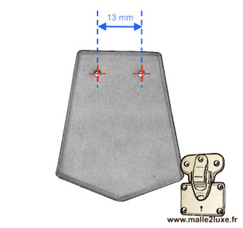 Plan de perçage poignée tirette intérieur de malle dressing