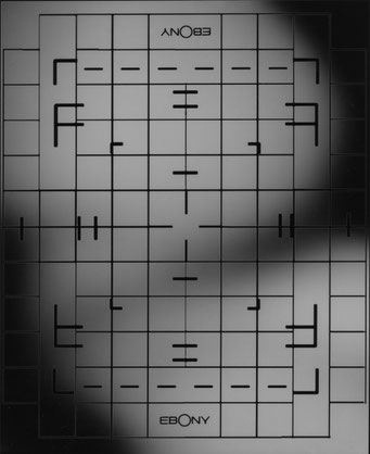 EBONY, tirage argentique contrecollé verre, 2018