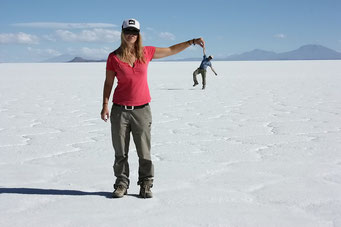 Salar de Uyuni - ... oder sie zu Hampelmännern machen