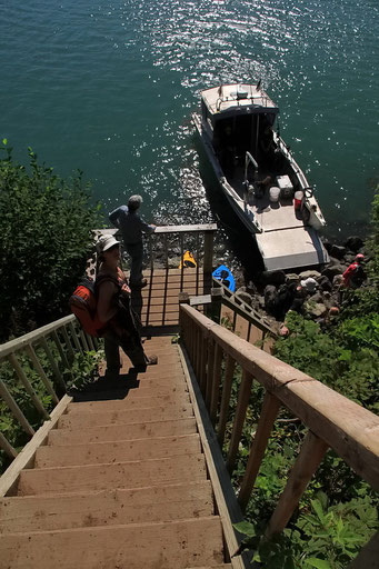 Das Wassertaxi wartet schon, Grewingk Glacier Lake Trail, Alaska