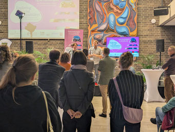 Impro Theater mit "Die Stereotypen - Improtheater Bielefeld" auf dem Tag der Nachhaltigkeit 2025. | Foto: IZGS