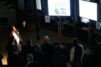 Pfarrer Hans Genthe auf der Project Pitch Area des Social Talk 2016 © Sabine Schlitt, EKKW