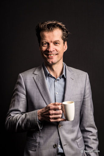 Profielfoto? Een professionele LinkedIn foto #bsafoto #Profielfotografie #professionele-#profielfoto #linkedin  #Professioneel #fotograaf #Breda #bedrijven #ondernemers