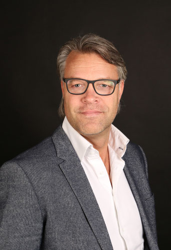 Profielfoto? Een professionele LinkedIn foto #bsafoto #Profielfotografie #professionele-#profielfoto #linkedin #breda 