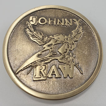 Gürtelschnalle aus massivem Messing nach Logo von "Johnny Raw Band Support". Individuell angefertigt nach Kundenwunsch. - nachguss.de