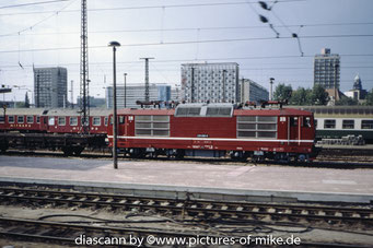 230 006 in Dresden-Hbf. 1991
