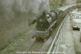 23 1113 als Schlußlok nach dem Tunnel in Kamenz