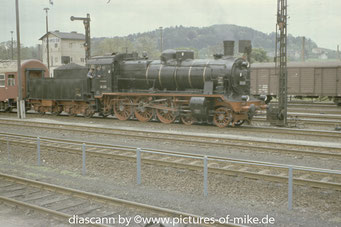 38 205 ist am Schluß des Zuges mitgelaufen und setzt in Kamenz den Zug um.