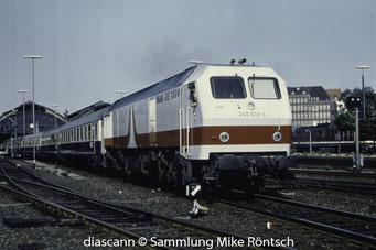 240 002 am 13.6.1992 in Lübeck Hbf.
