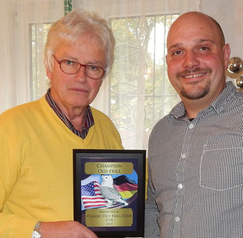 American Award ging an Dr. Martin Linde auf khakifahl m w Binden