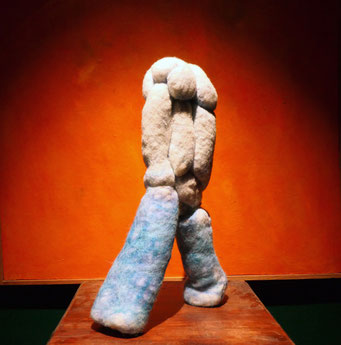 Idols, sculptures en feutre de laine, 2024 