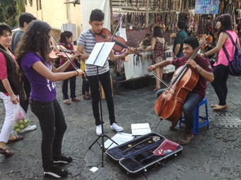 Jovenes músicos de Tepoztlan, Mor