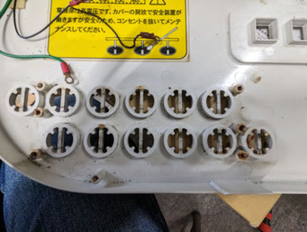 放電プレートを外して内部の掃除