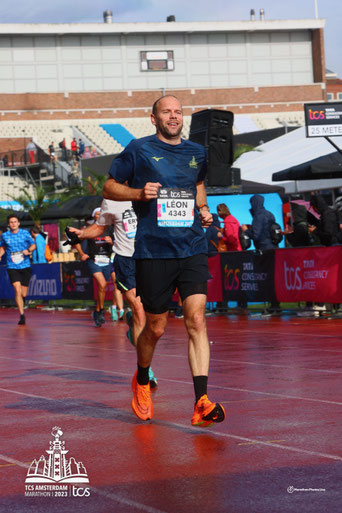 Online hardloopbegeleiding. Performance coach. Personal running coach. Met hardloopcoaching naar een PR op de marathon. Marathon trainingsschema. Marathonschema. Online hardloopcoaching. Hardloop coach. Online hardloopbegeleiding op de marathon.